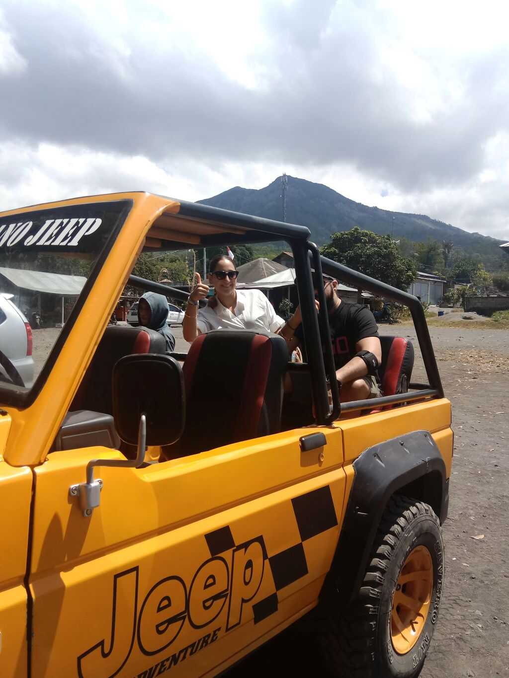 mount batue sunrise trekking with jeep